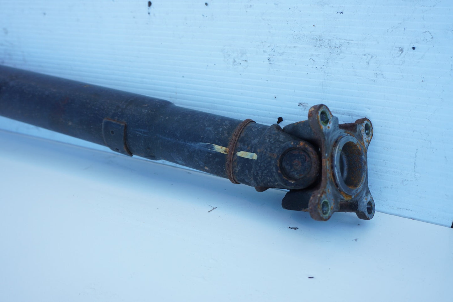 2013-2016 HYUNDAI SANTA FE REAR DRIVESHAFT 49300-B8150 OEM