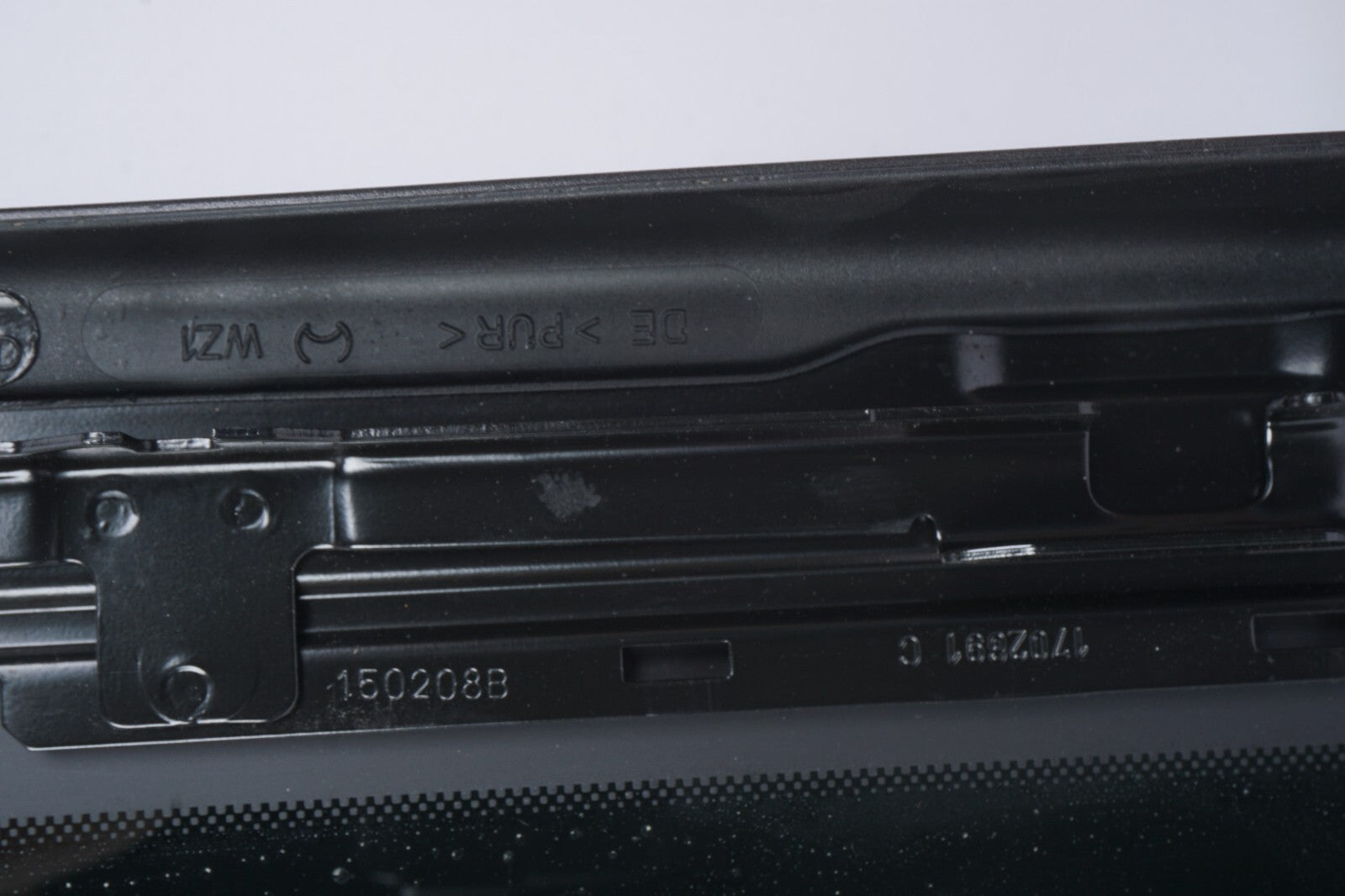2004  - 2010 Audi A8 A8L SunRoof Glass 4E0877071 OEM