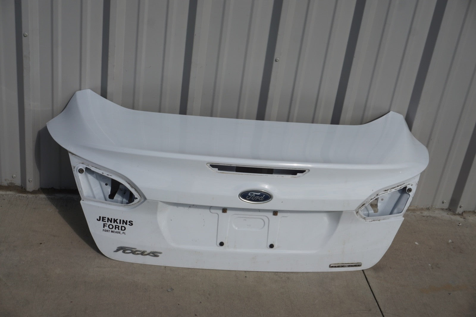2012 - 2018 Ford Focus Se Sedan Trunk Lid