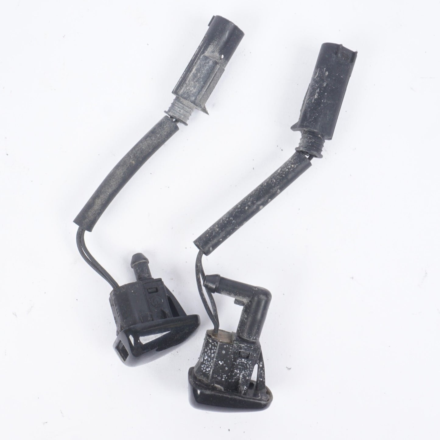 2006 - 2010  BMW 650i E64 Windshield Washer Sprayer Jet Nozzle 2pcs  OEM