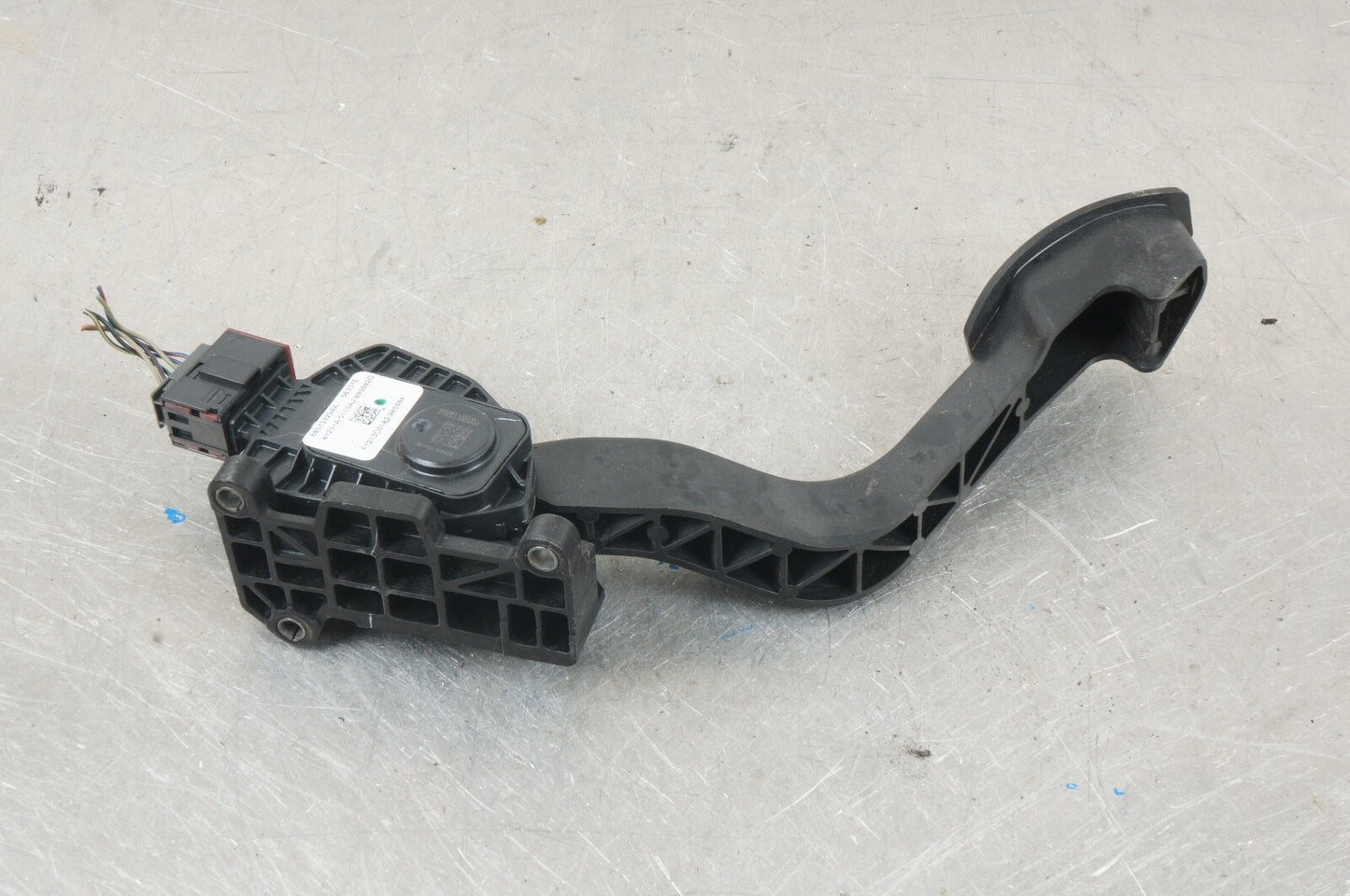 2012-2019 Fiat 500 Accelerator Pedal 68073429AB OEM