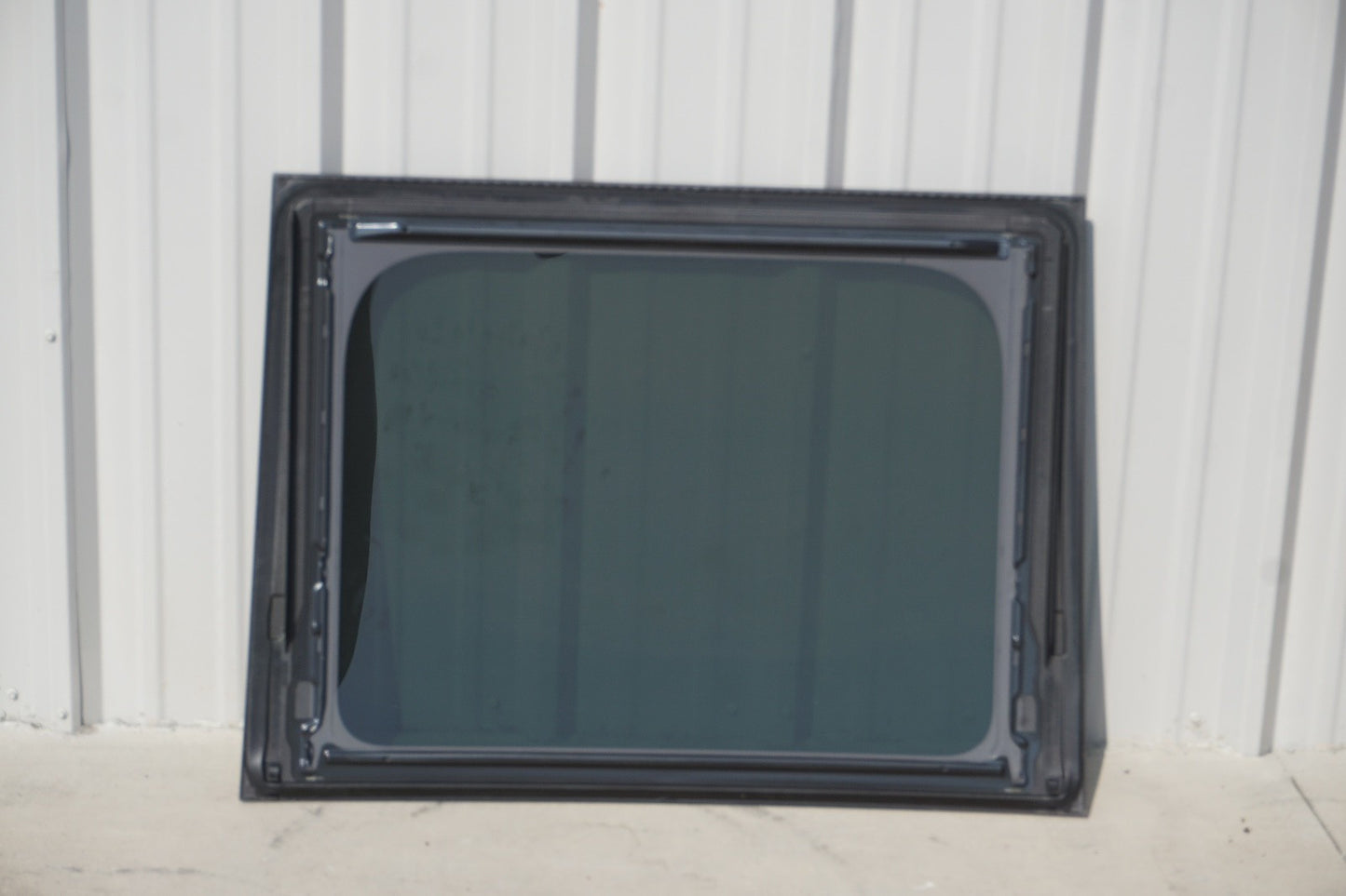 2022 - 2025 Mercedes EQB250 EQB300 EQB350 Rear Panoramic Sunroof Glass OEM
