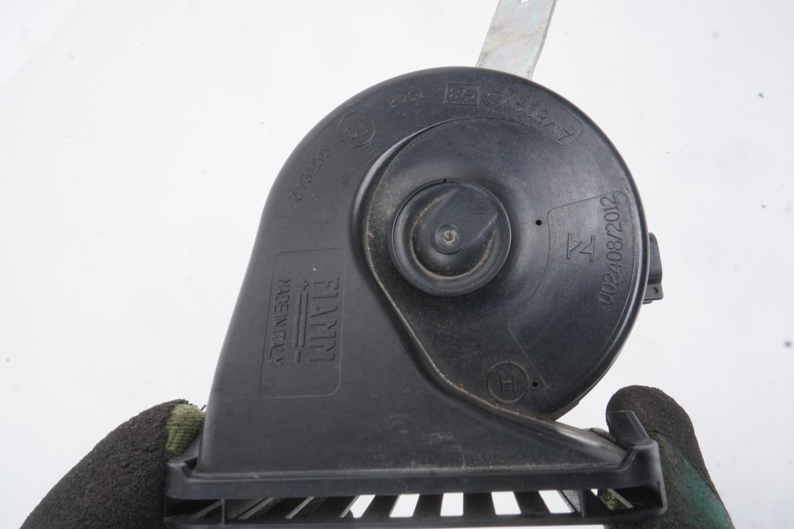 2015-2023 Jeep Renegade Horn Signal Right OEM