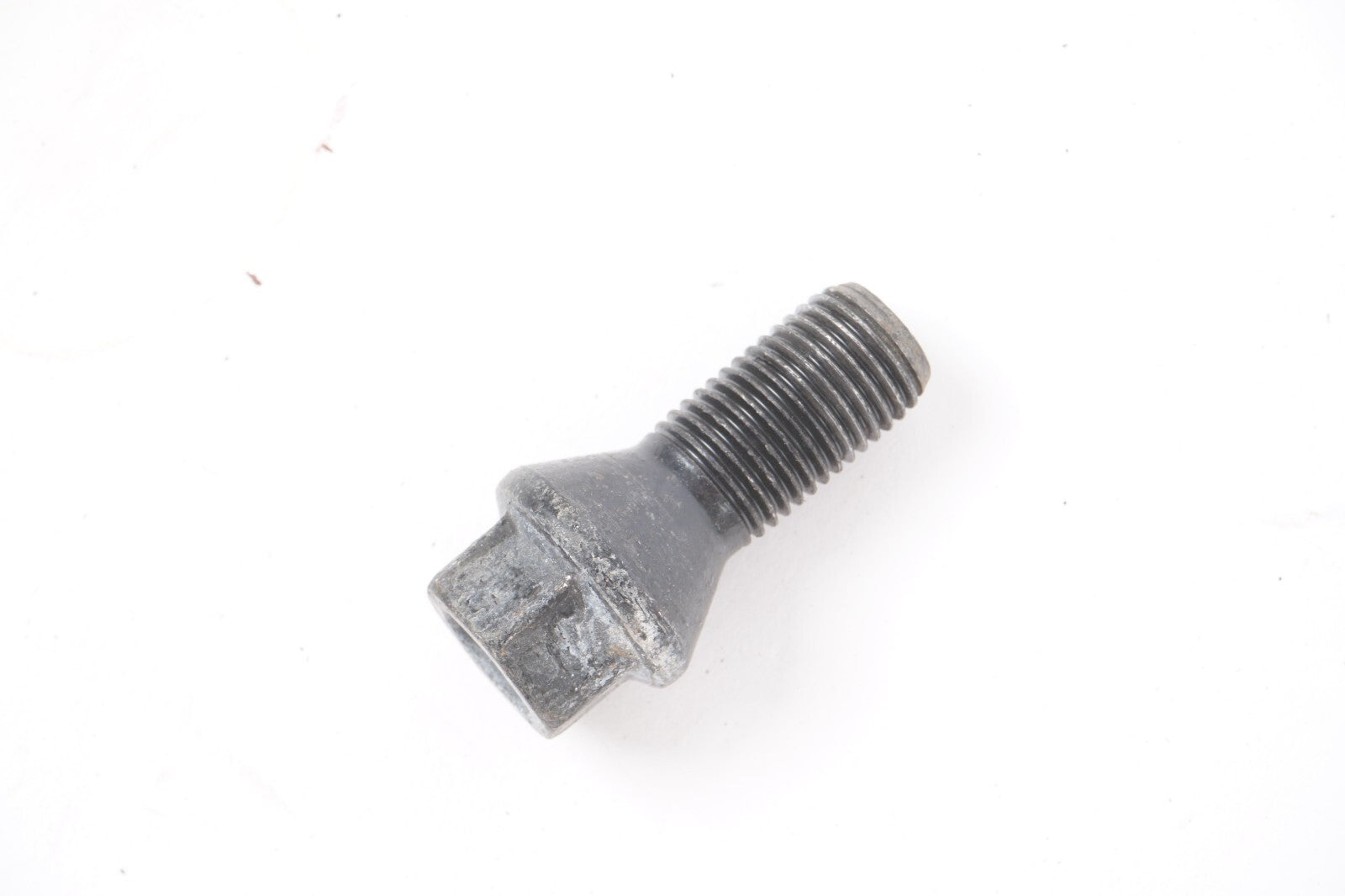 WHEEL / LUG BOLT - BMW 1 SERIES M 128I 135I 318I 318IS - 36136781150 19pcs