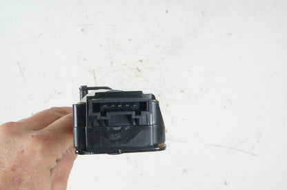2011 - 2020 BENTLEY MULSANNE LID LATCH LOCK ACTUATOR STRIKER PLATE OEM