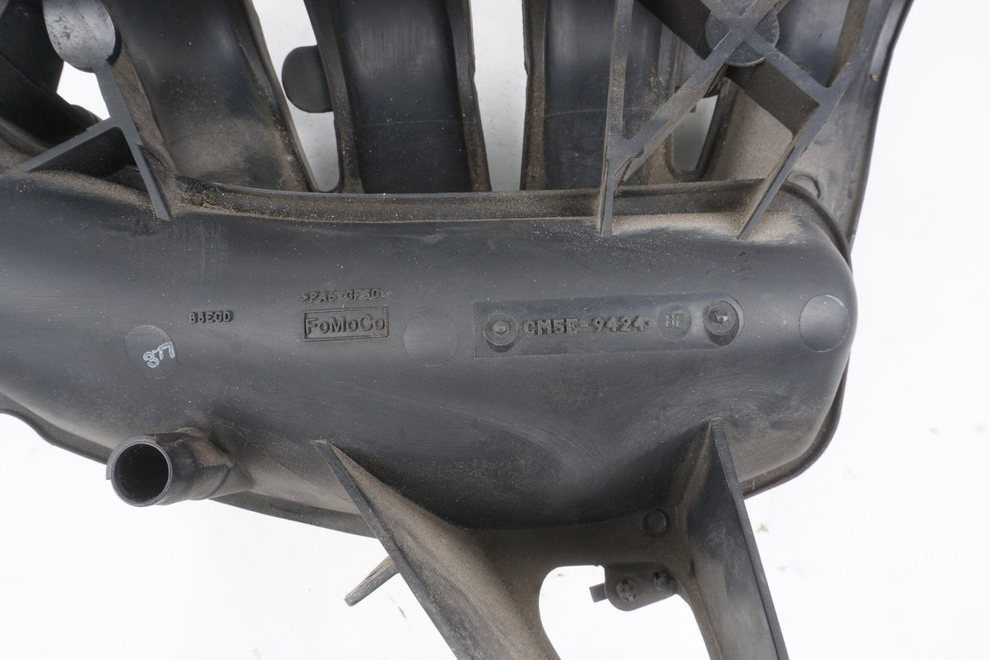 2012-2018 Ford Focus  2.0L OE Intake Manifold W/o Turbo CM5E-9424-BE OEM