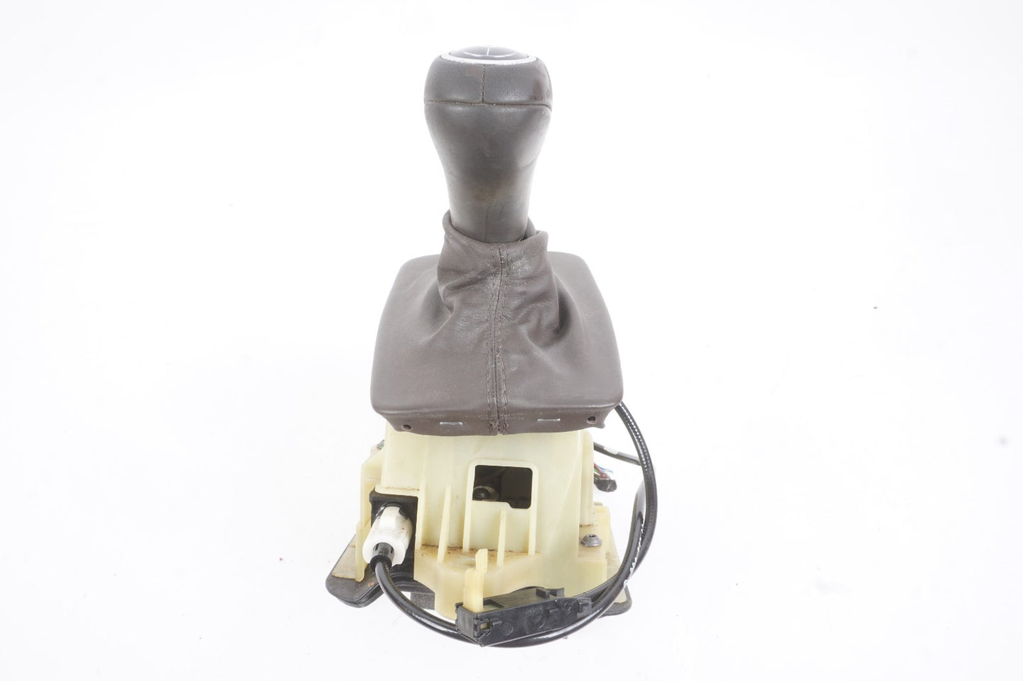 08-11 Mercedes C300 W204 Gear Selector Shifter 2042675724 OEM
