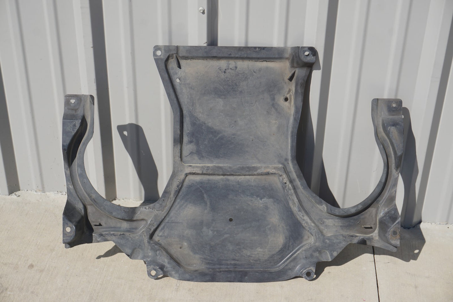 11-14 Mercedes W207 E350 Rear Engine Splash Shield 2045242830 OEM