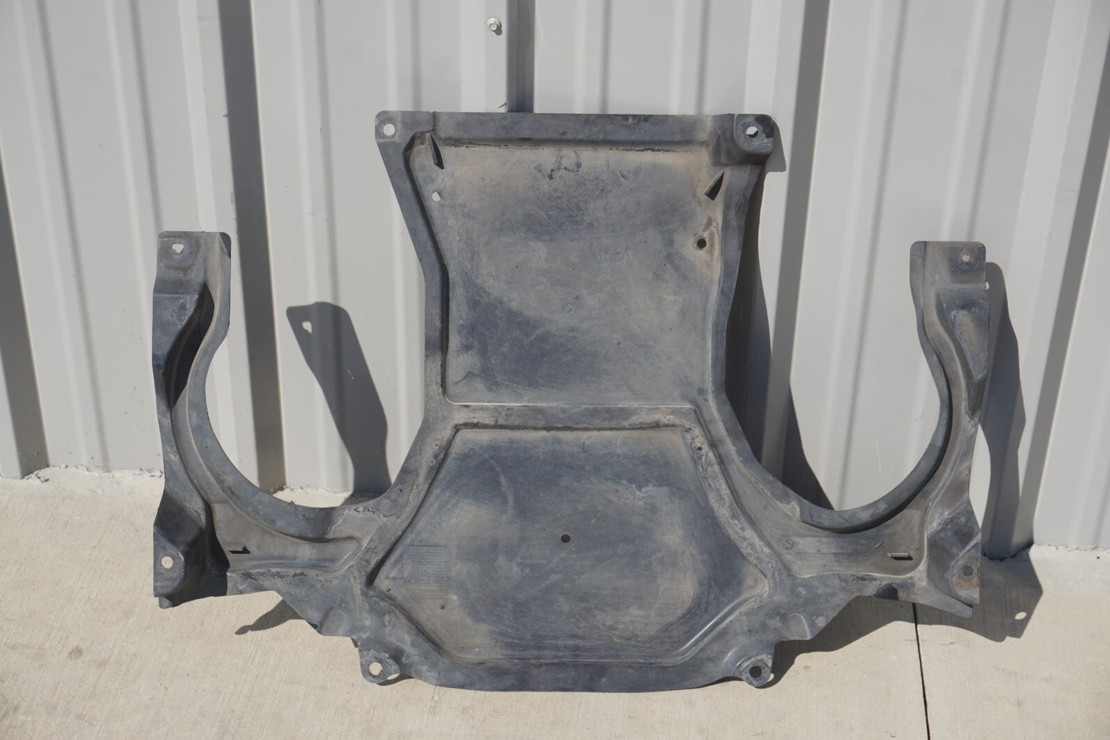 11-14 Mercedes W207 E350 Rear Engine Splash Shield 2045242830 OEM