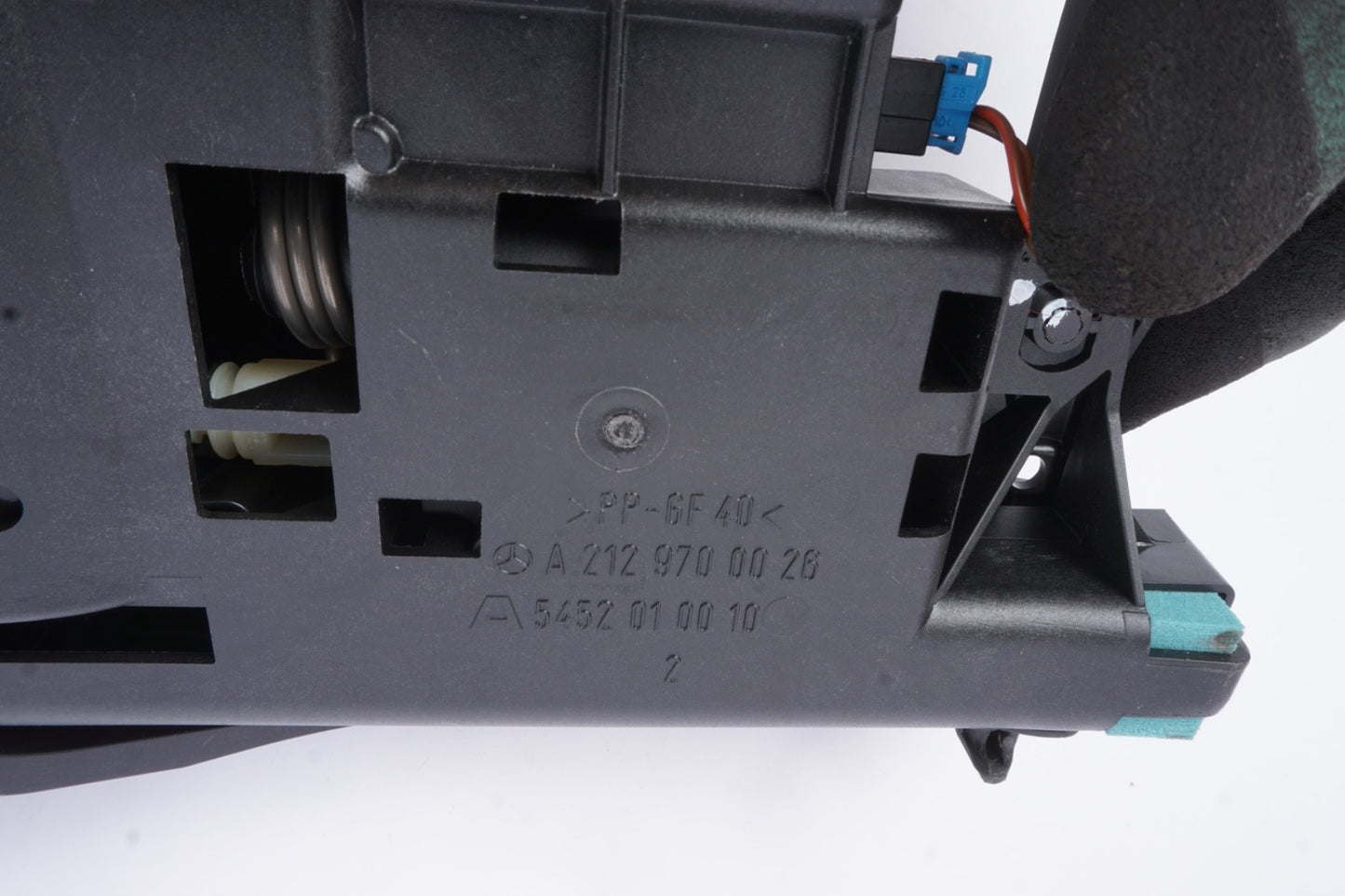 2014-2022 W222 MERCEDES S-CLASS REAR HEADREST ADJUSTER RESTRAINT MOTOR & BRACKET