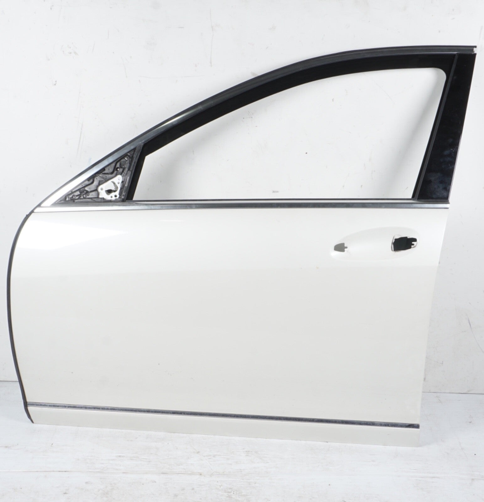 2007 - 2013 MERCEDES-BENZ S550 S600 S63 AMG FRONT LEFT DRIVER SIDE DOOR SHELL
