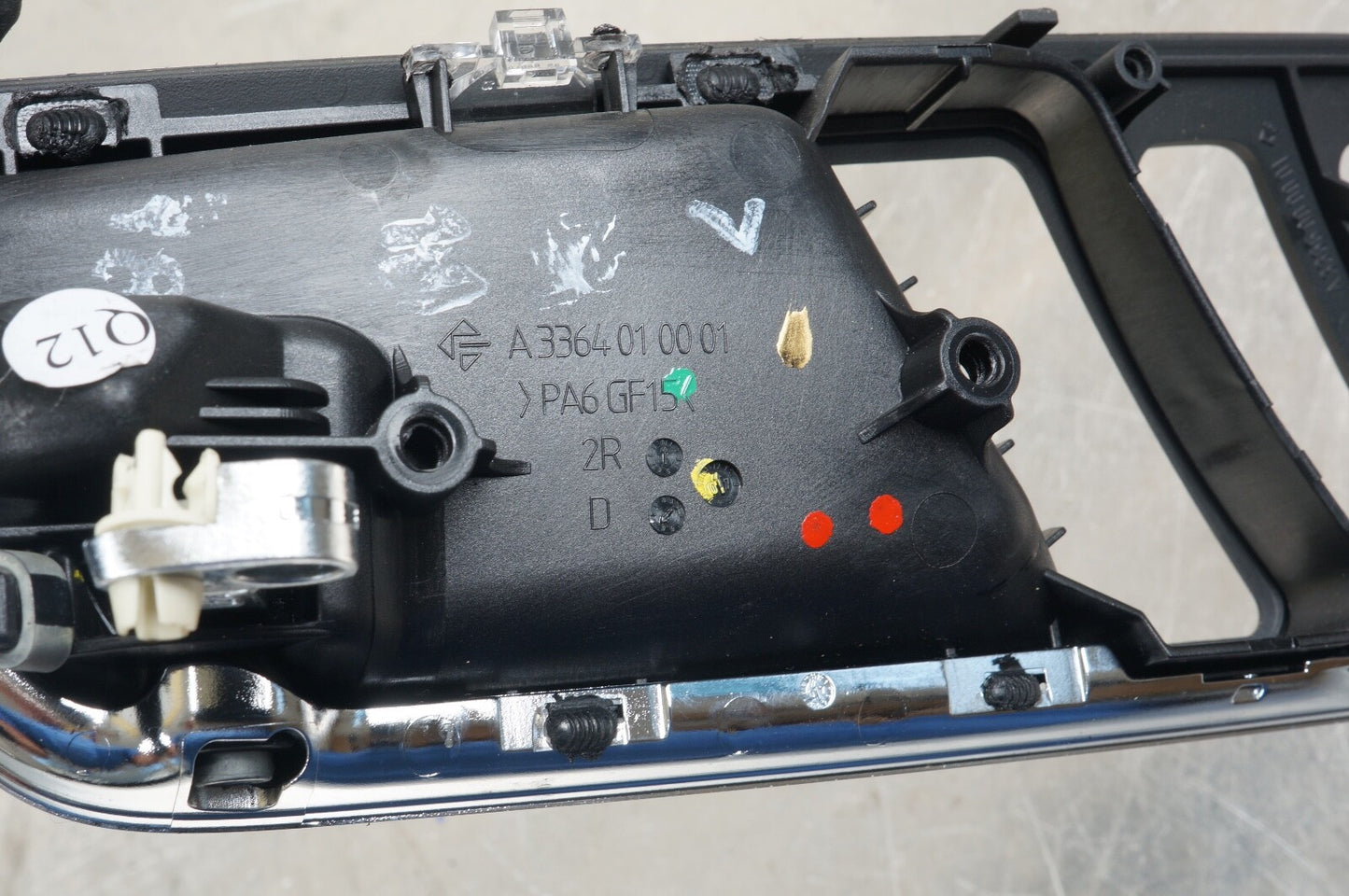 07-13 Mercedes S550 W221 OEM Front Right Interior Door Handle A3364010001 1089