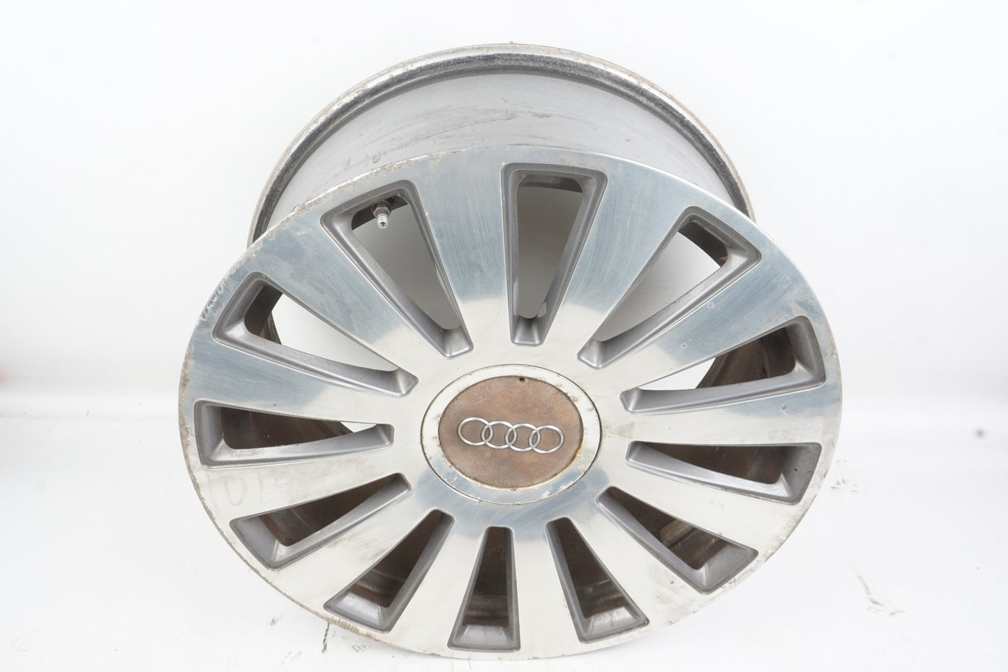 2004 - 2010 Audi A8 S8 A8 Quattro OEM Wheel Rim 4E0601025 OEM