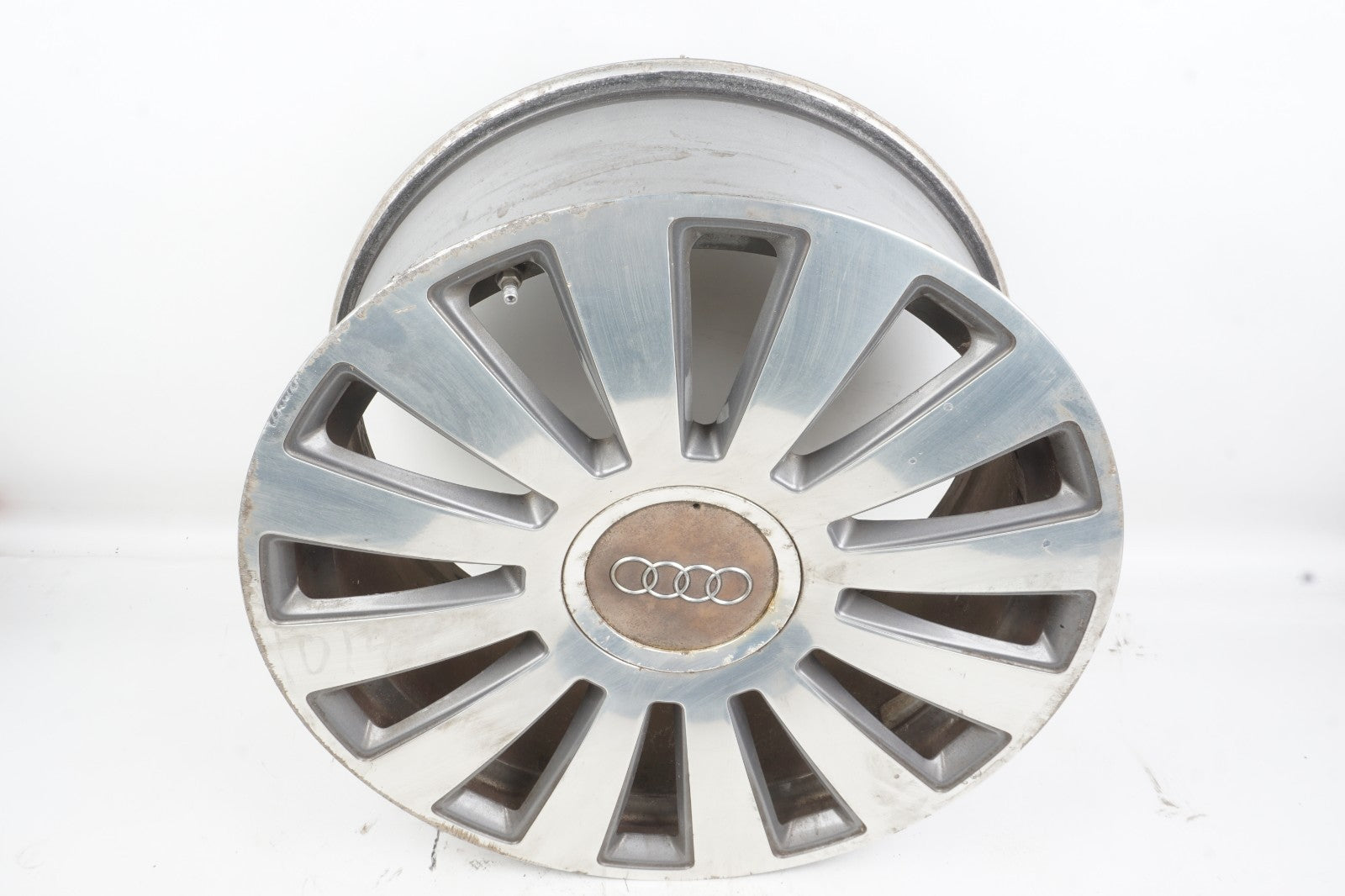 2004 - 2010 Audi A8 S8 A8 Quattro OEM Wheel Rim 4E0601025 OEM