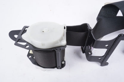 2010 - 2015 Lexus Is250c Is350c Convertible Rear Right Driver Side Seat Belt OEM