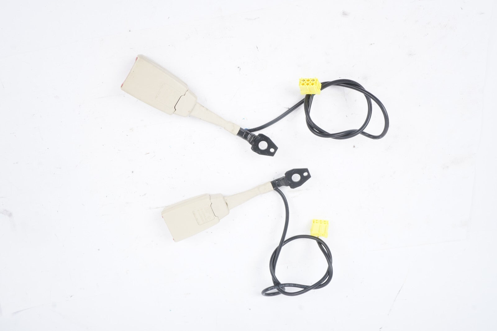 03-08 Mercedes R230 SL500 SL55 AMG SL550 Left & Right Seat Belt Buckle OEM