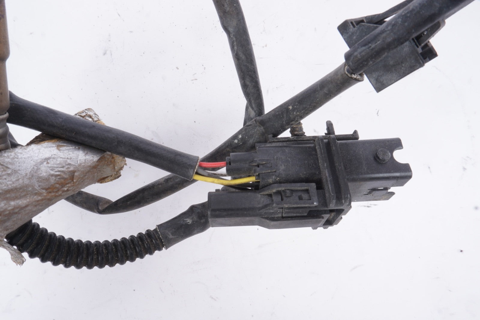 OE GENUINE Lambda Oxygen Sensor 30650109  For Volvo C70 C30 XC70 XC90