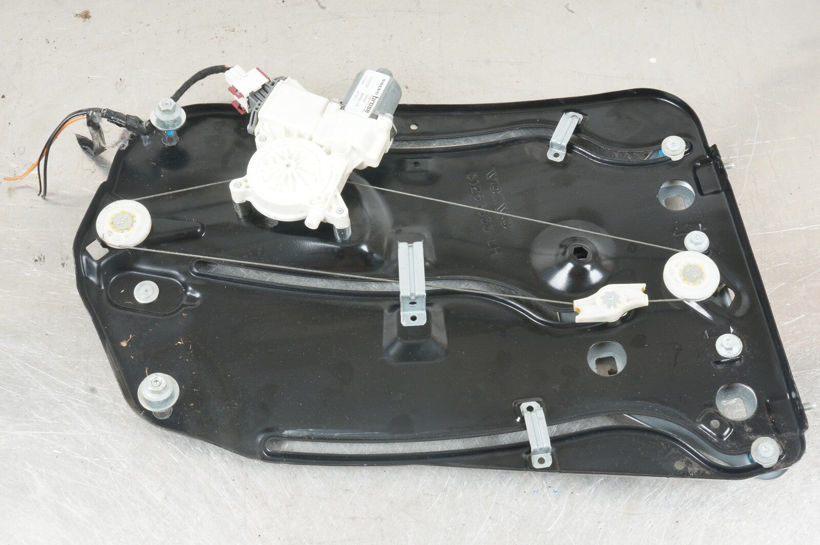 06-13 VOLVO C70 REAR LEFT WINDOW REGULATOR QUARTER WINDOW REGULATOR OEM
