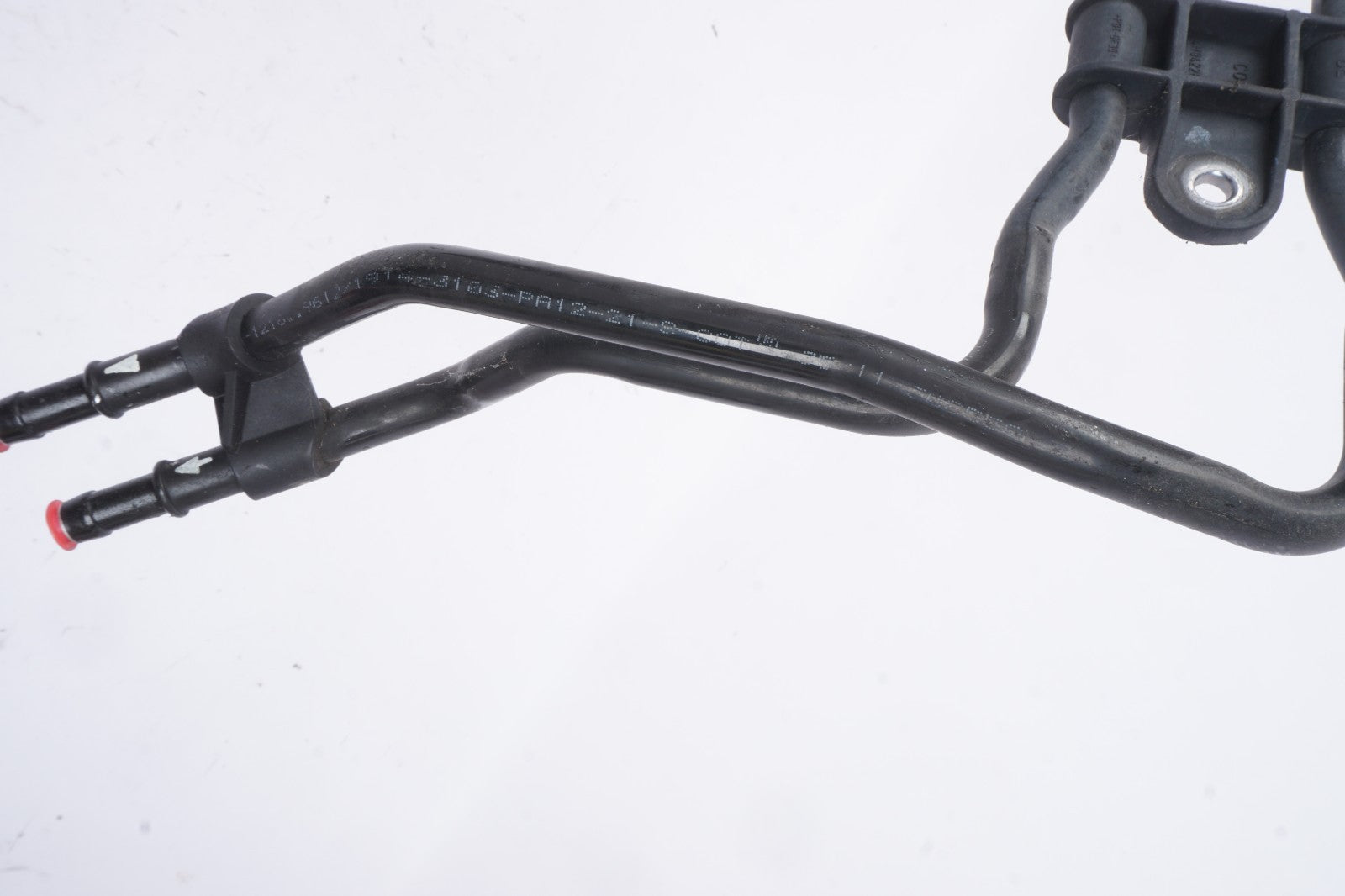 2011-2014 AUDI A8 4.2l Power Steering Cooler Line Pipe 4H0422885  OEM