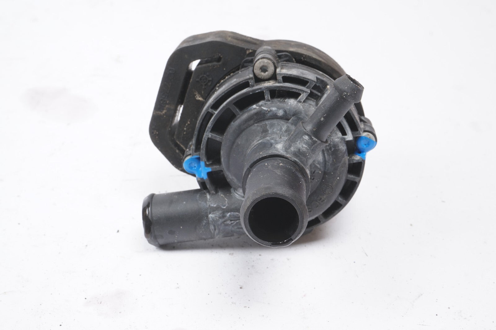 08-14 Mercedes W204 C300 C350 Auxiliary Water Pump Heater 2118350028 OEM