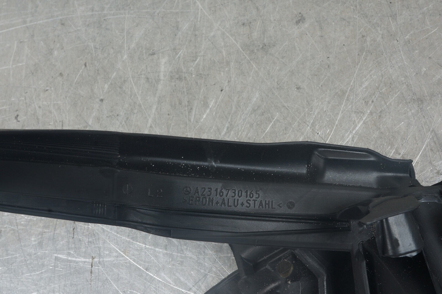 MERCEDES R231 SL-CLASS DRIVER/LEFT QUARTER VENT GLASS WINDOW WEATHER SEAL