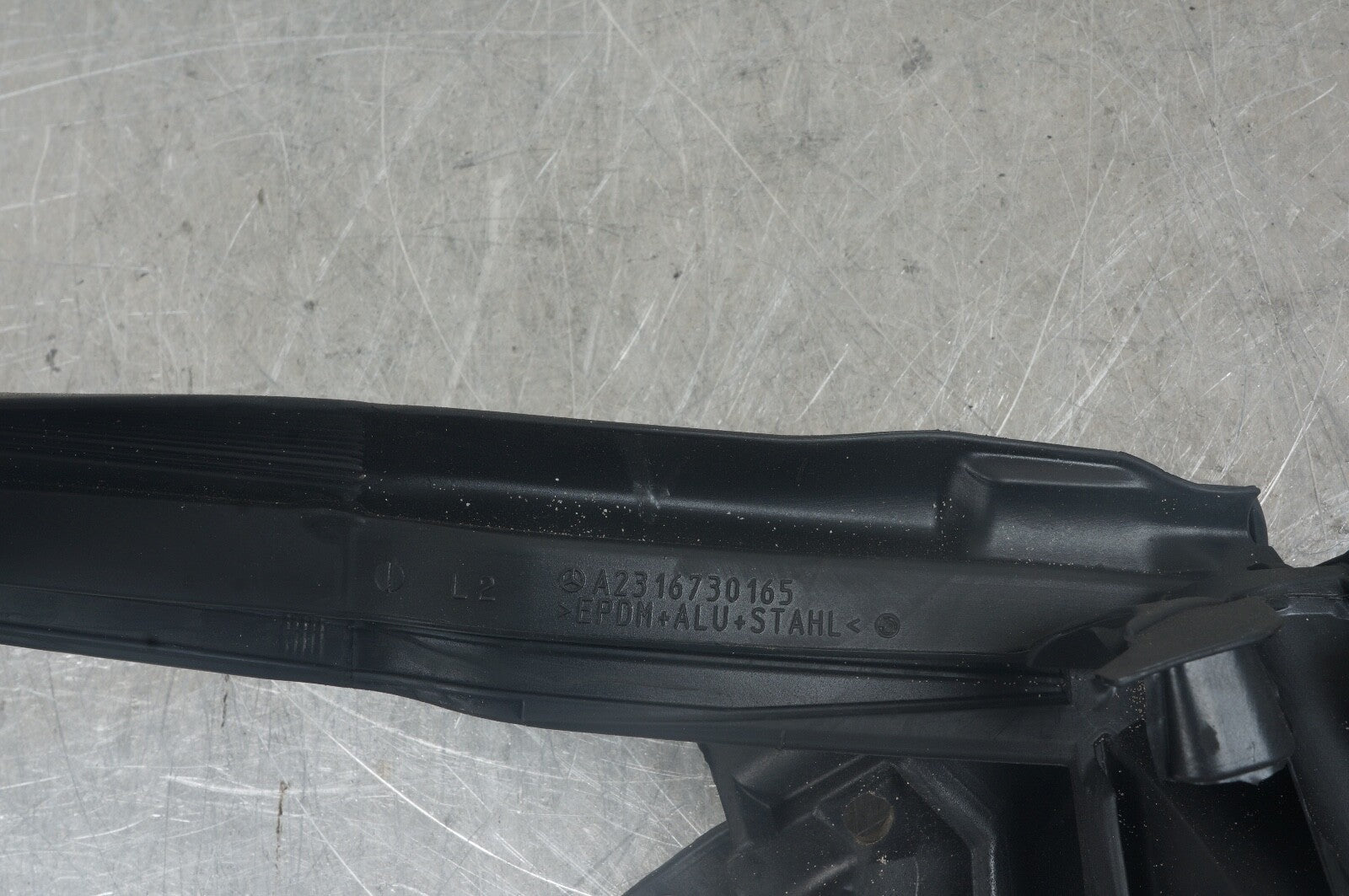 MERCEDES R231 SL-CLASS DRIVER/LEFT QUARTER VENT GLASS WINDOW WEATHER SEAL