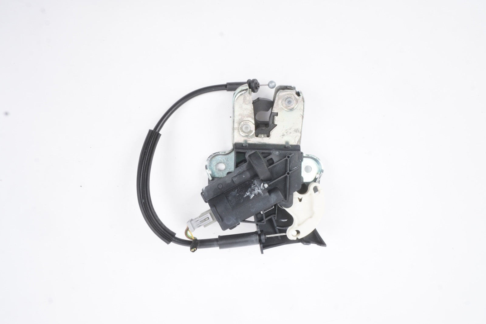 2006 - 2011 Audi A6 Rear Tailgate Trunk Lid Lock Latch Actuator OEM