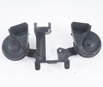 11-17 AUDI A8 A8L S8 HIGH & LOW HORN SET PAIR OEM
