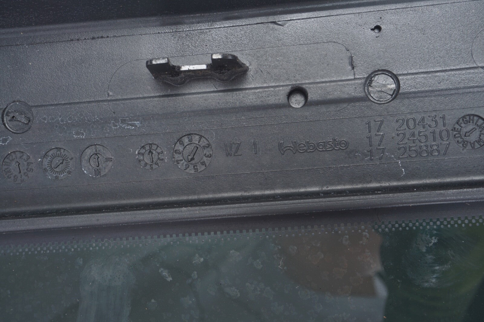 2011-2018 PORSCHE CAYENNE (958) SUNROOF SUN ROOF GLASS WINDOW