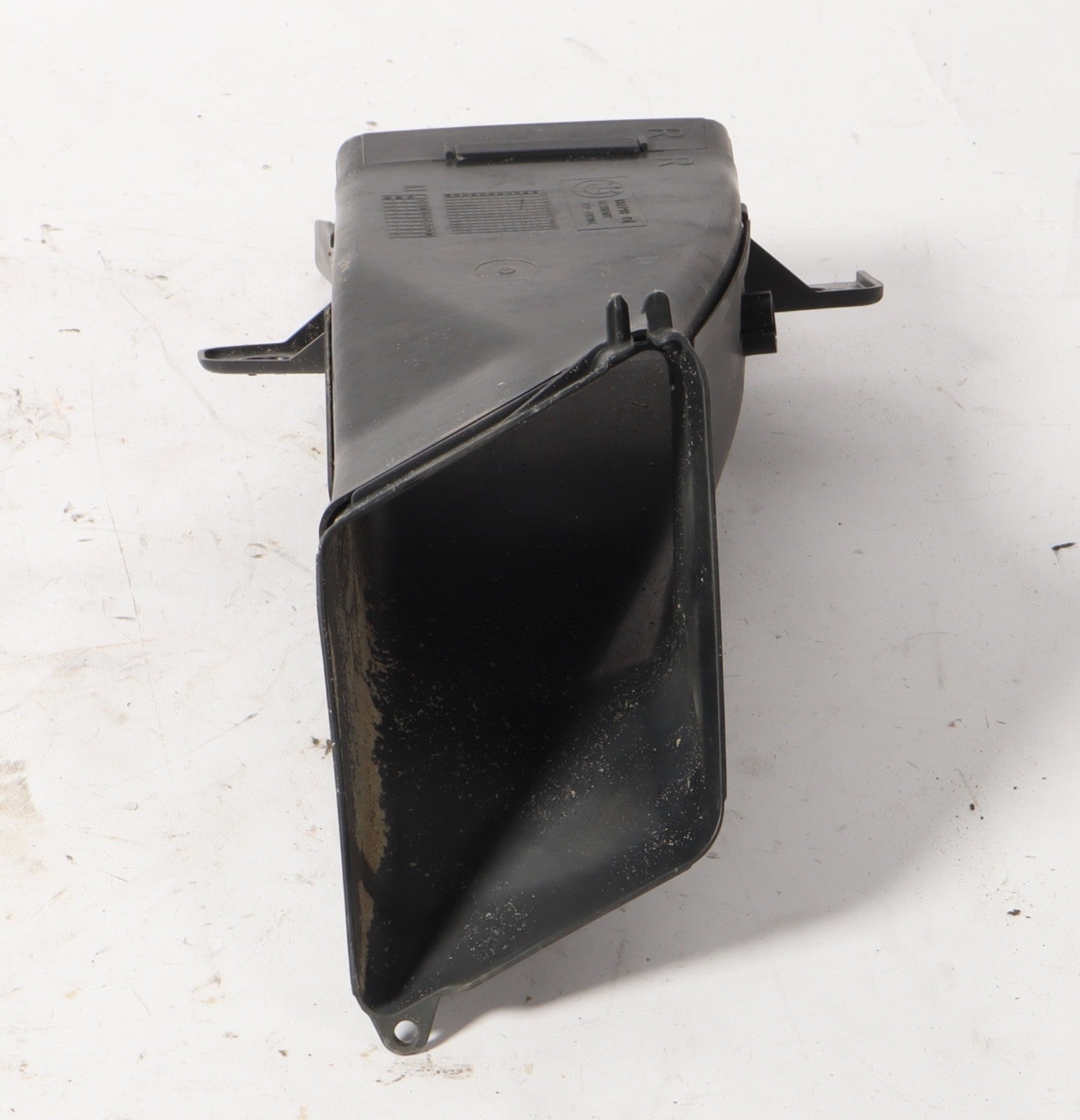 2012-2019 BMW 640I Gran Coupe Passenger Right Front Intake Air Duct 187798