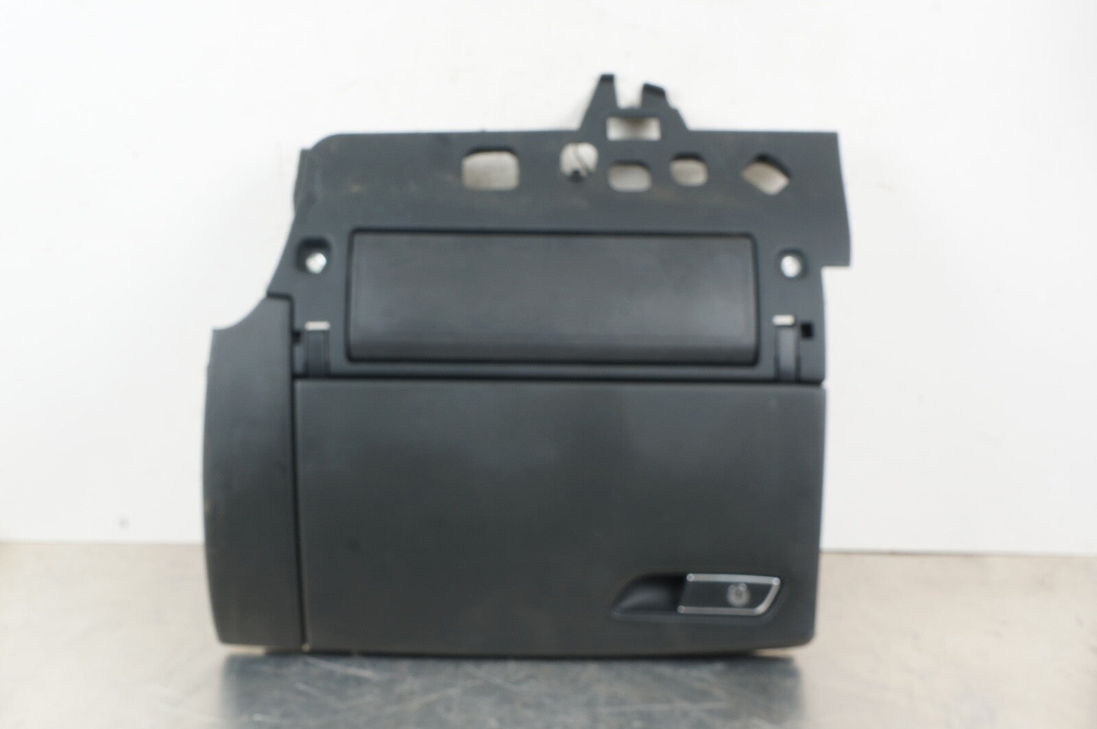 11-18 Audi S8 A8 Quattro Glove Box Dash Compartment Knee Safety Oem