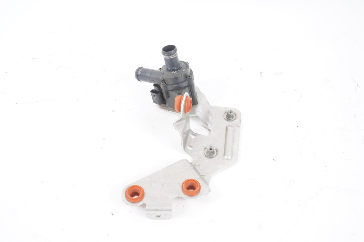 11-17 AUDI A8L A8 3.0L COOLANT AUXILIARY WATER PUMP W/ BRACKET  OEM