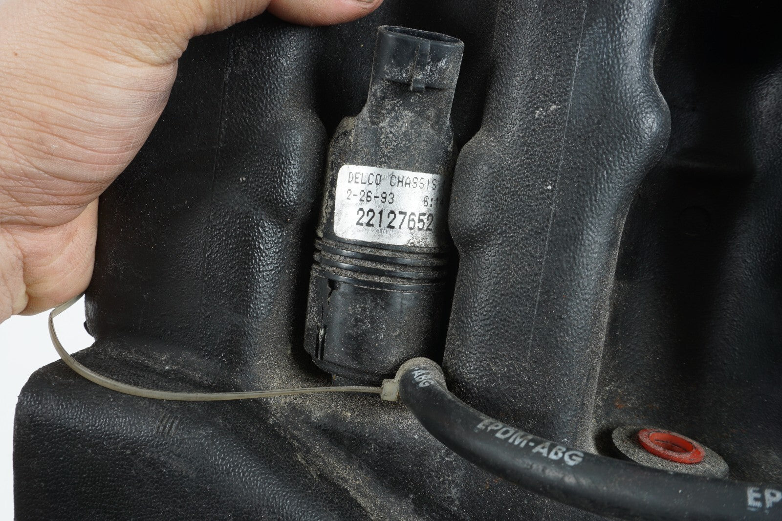 1987 - 1993 Cadillac Allante WINDSHIELD WASHER FLUID RESERVOIR TANK BOTTLE OEM