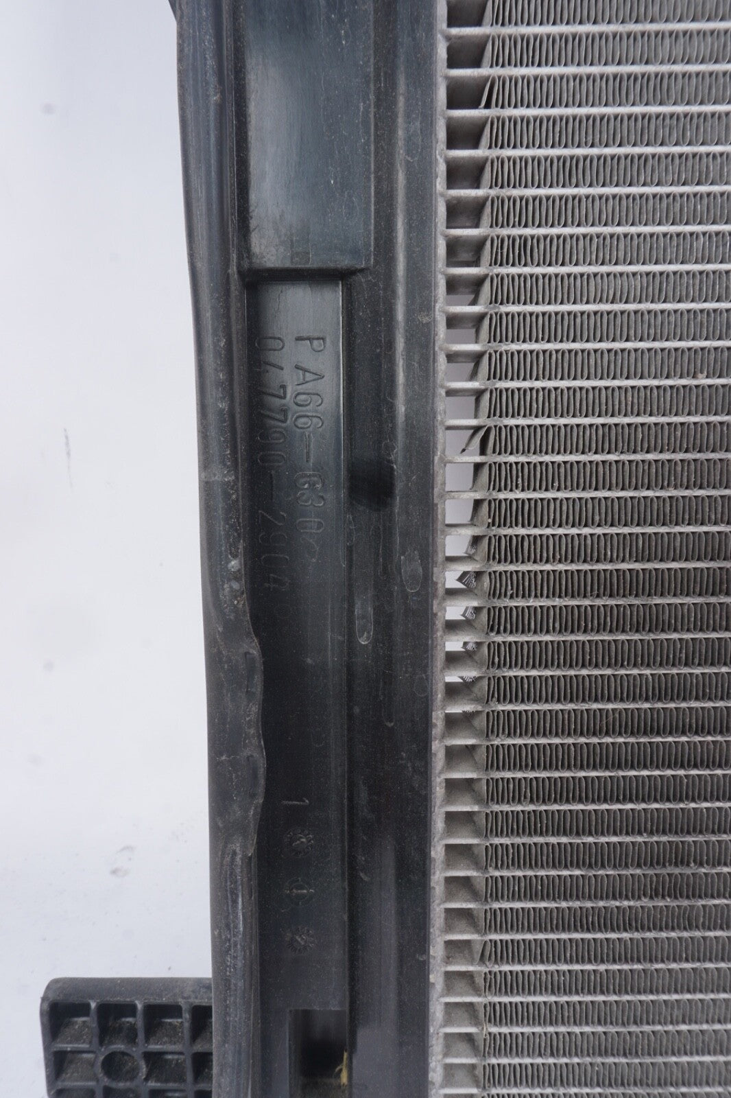 08-17 Mercedes W204 250 CLK250 AC Air A/C Condenser Cooler 2045000254 OEM