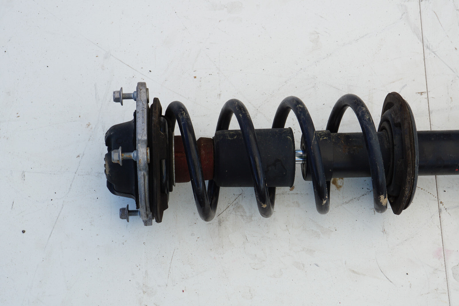 2012 - 2014 AUDI A7 FRONT LEFT DRIVER SIDE SHOCK STRUT & COIL SPRING OEM