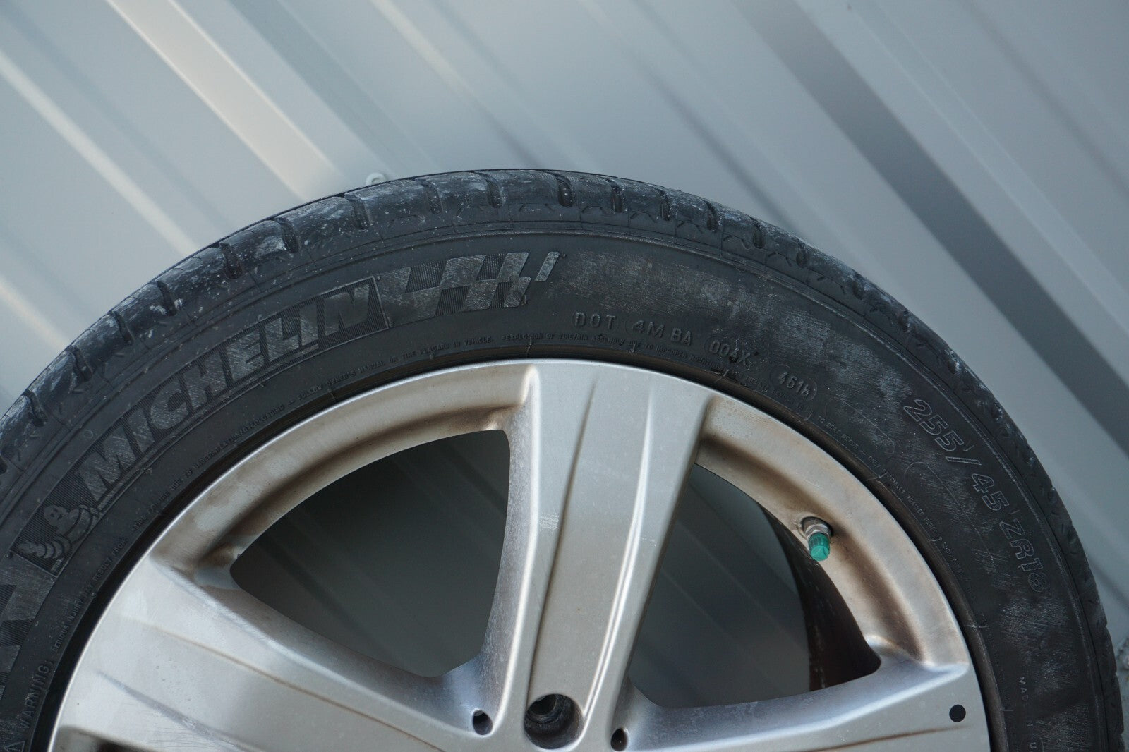 07-13 Mercedes W221 S550 CL500 Alloy Wheel Rim 9.5Jx19H2 & Tire SET Of 4 OEM