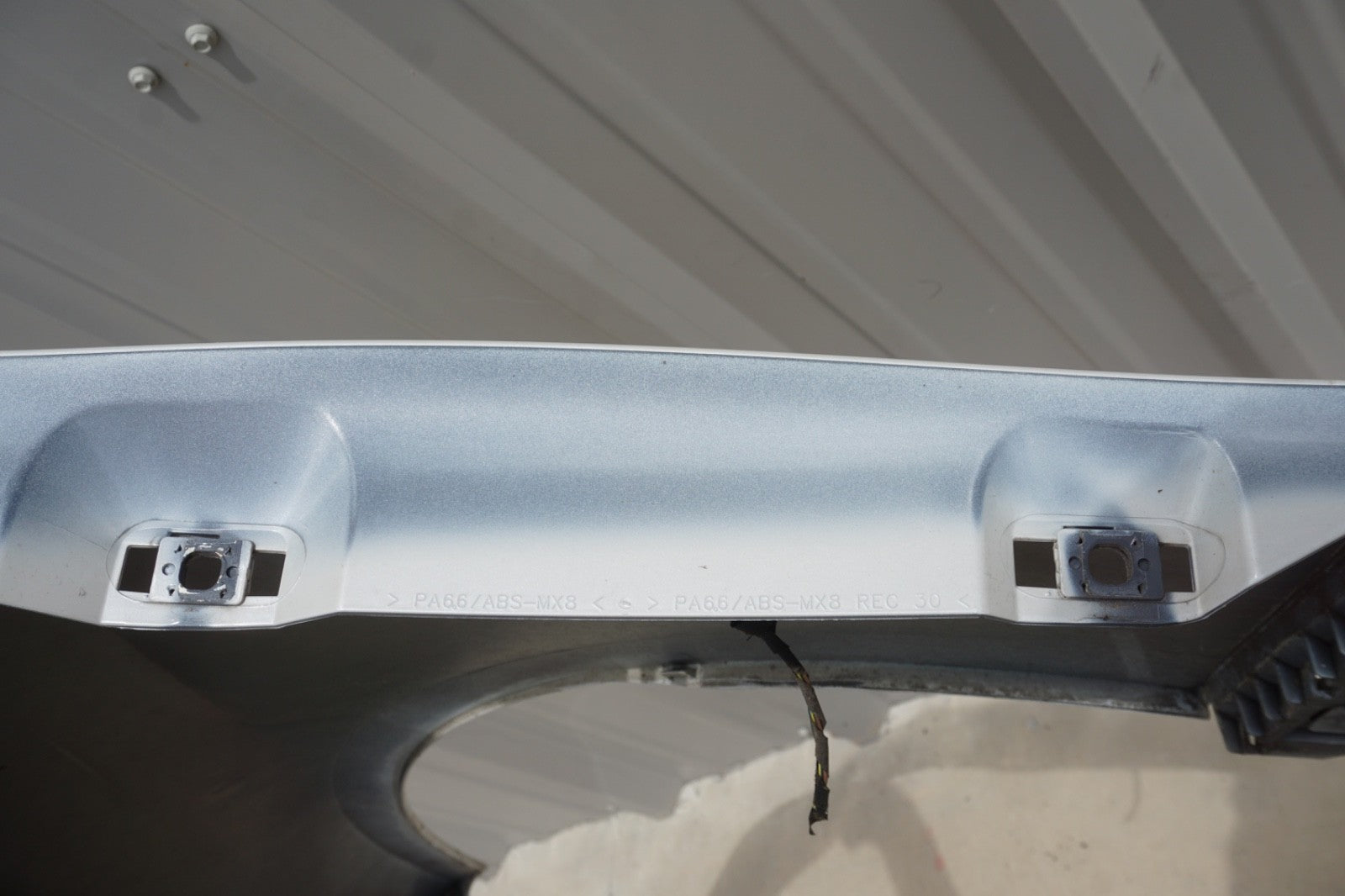 07-13 BMW E92 E93 Coupe Convertible 328i 335i Plactic Right Side Fender