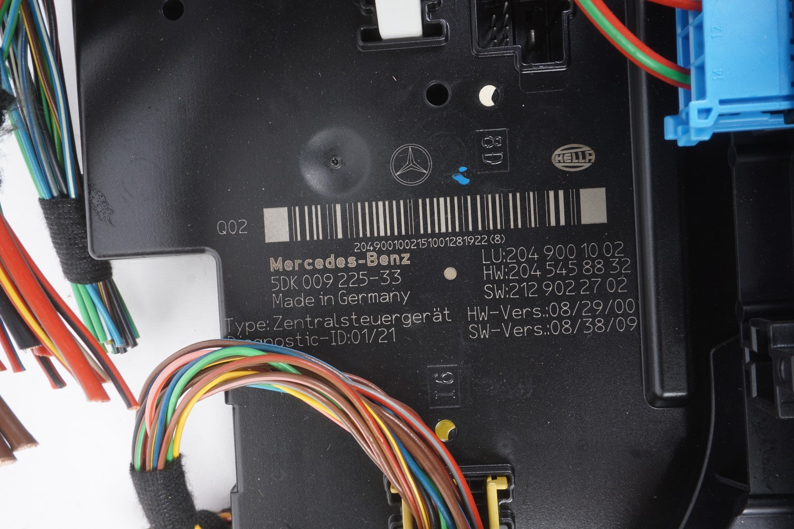 08-14 Mercedes-Benz C300 Rear SAM Fuse Box Relay 2049001002 OEM