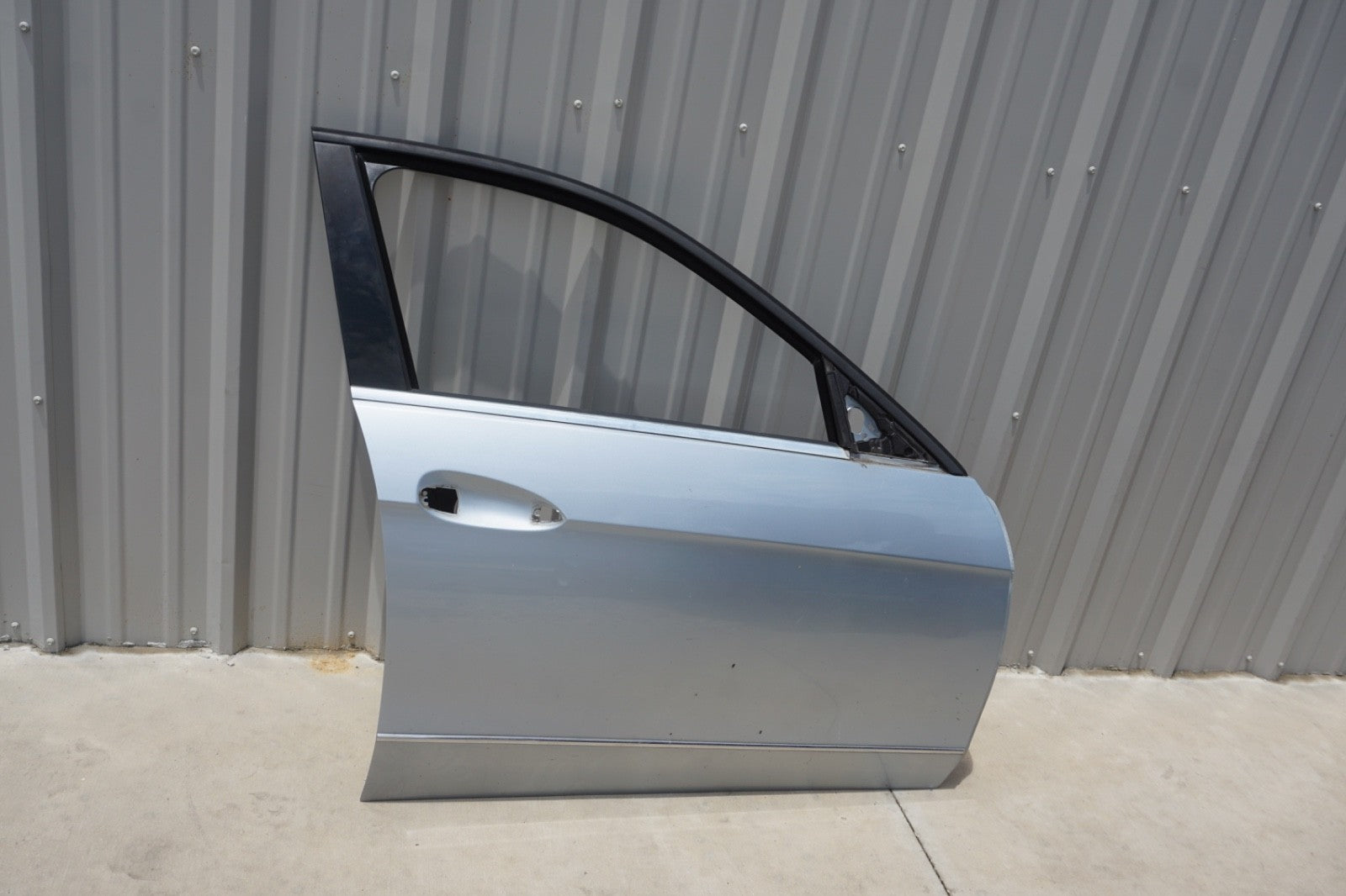 2010-16 Mercedes W212 E350 E550 E63 Front Door Shell Silver Right Passenger Side