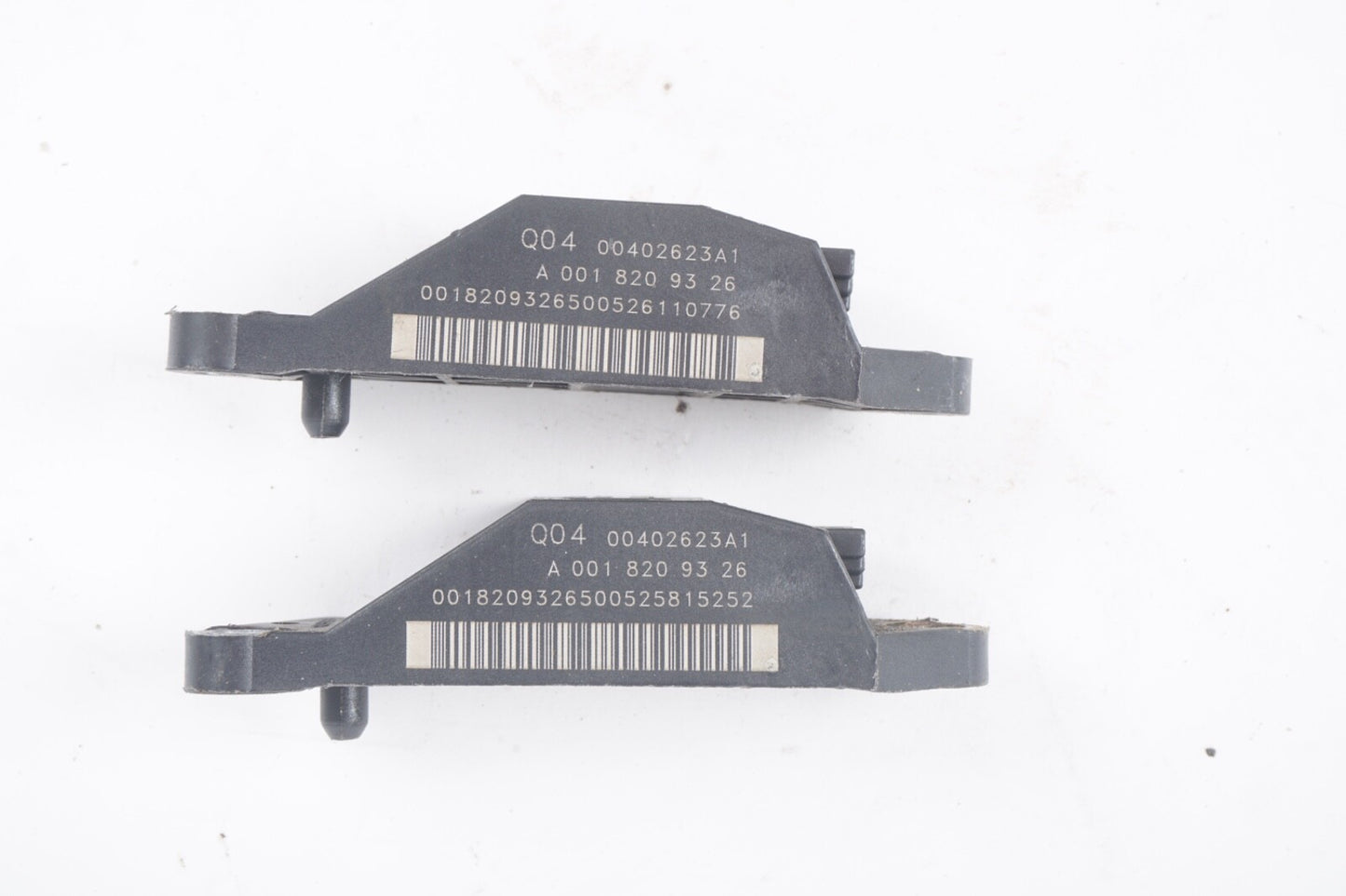 03 - 08 Mercedes R230 SL500 SL600 Sensors A0018209326 SET OF 2 OEM