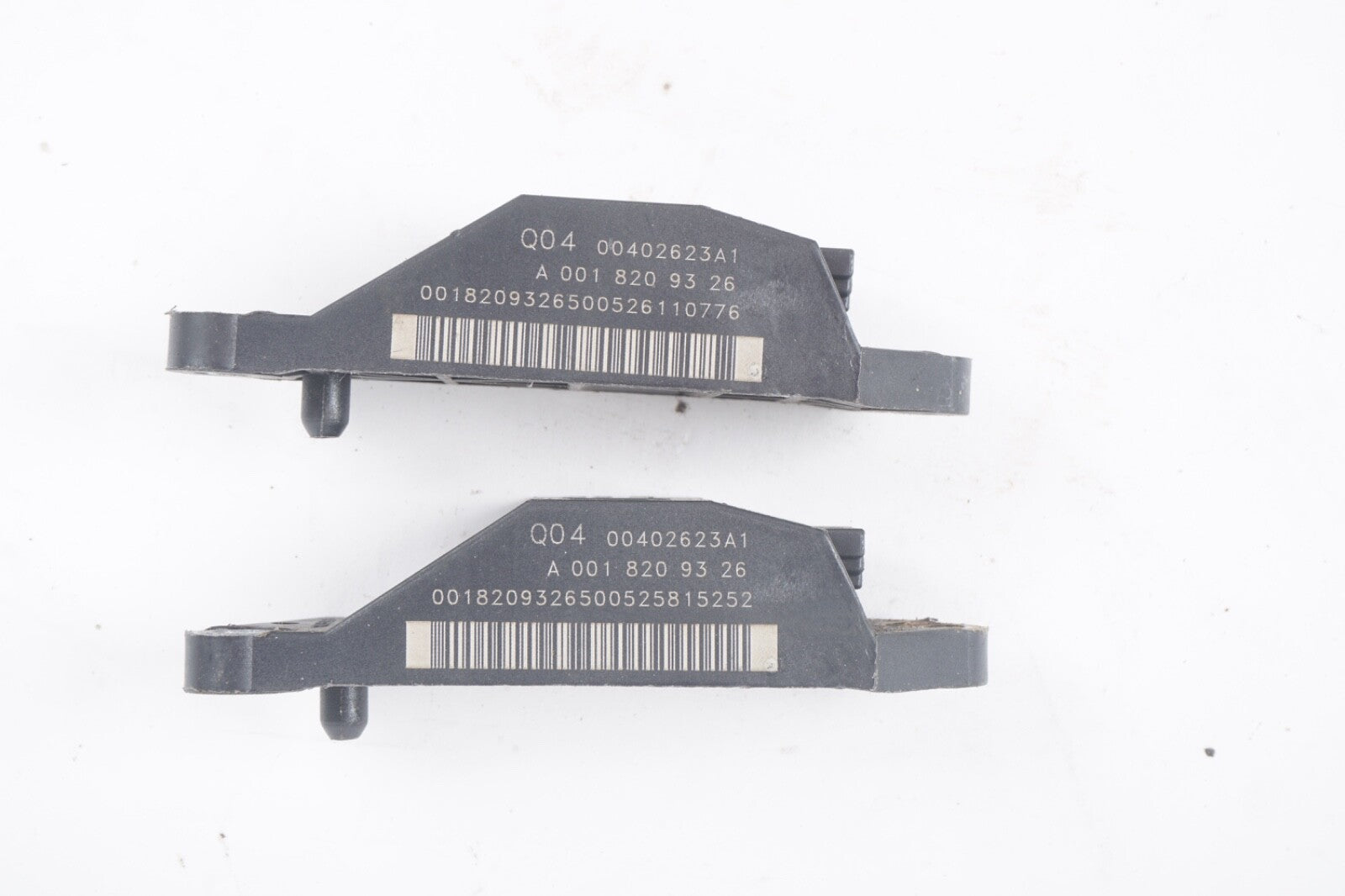 03 - 08 Mercedes R230 SL500 SL600 Sensors A0018209326 SET OF 2 OEM