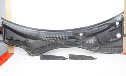 2014-2020 Maserati Ghibli Windshield Wiper Cowl Vent Grille Panel OEM