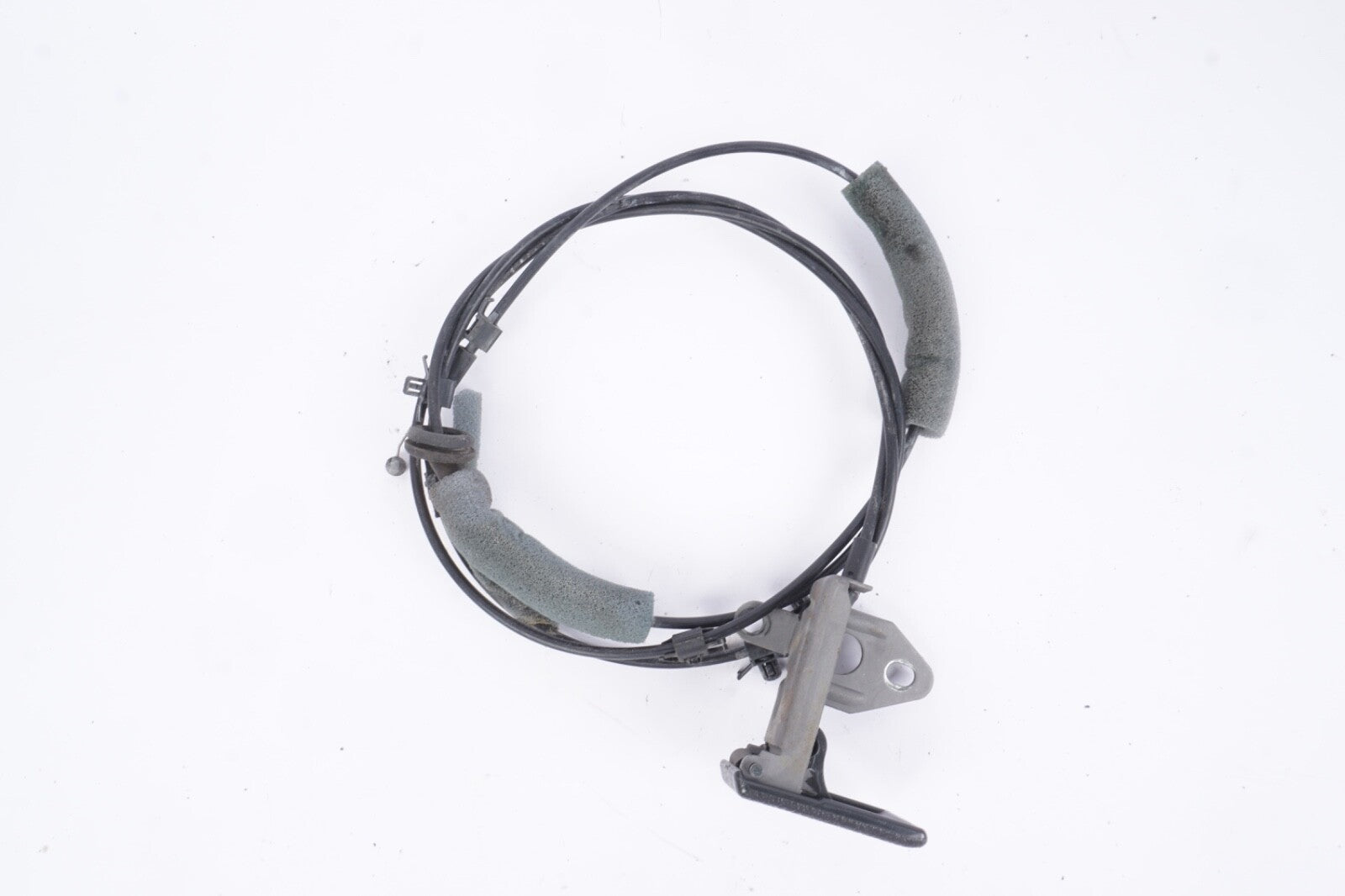 2018 - 2022 HONDA ODYSSEY HOOD HANDLE RELEASE AND CABLE OEM