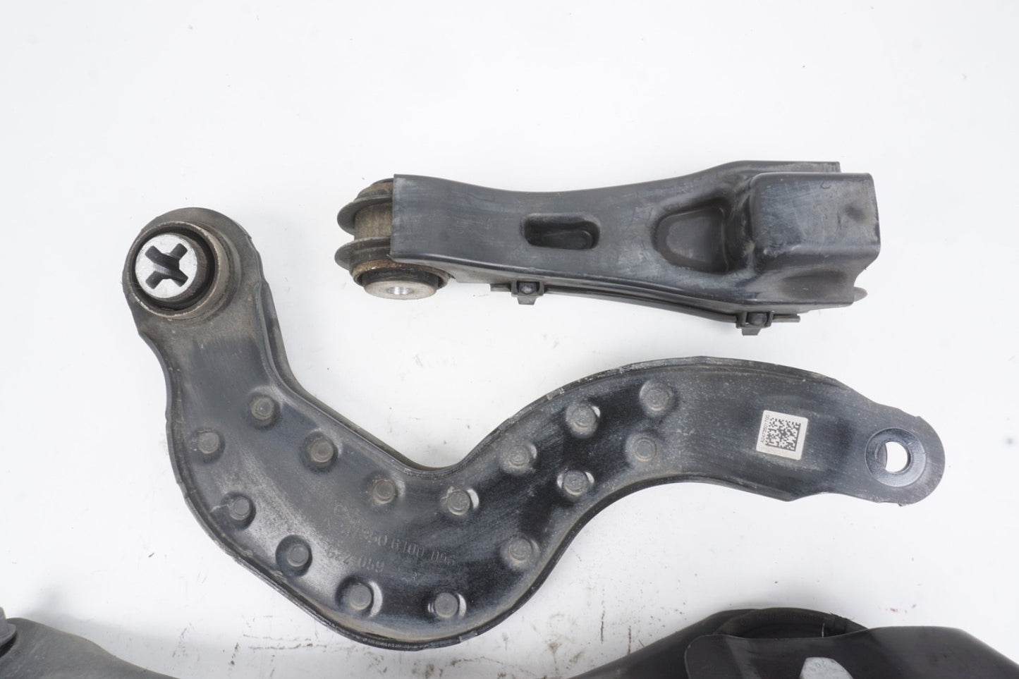 2022 - 24 MERCEDES GLB300 RH REAR RIGHT CONTROL ARM SUSPENSION SET OF 3