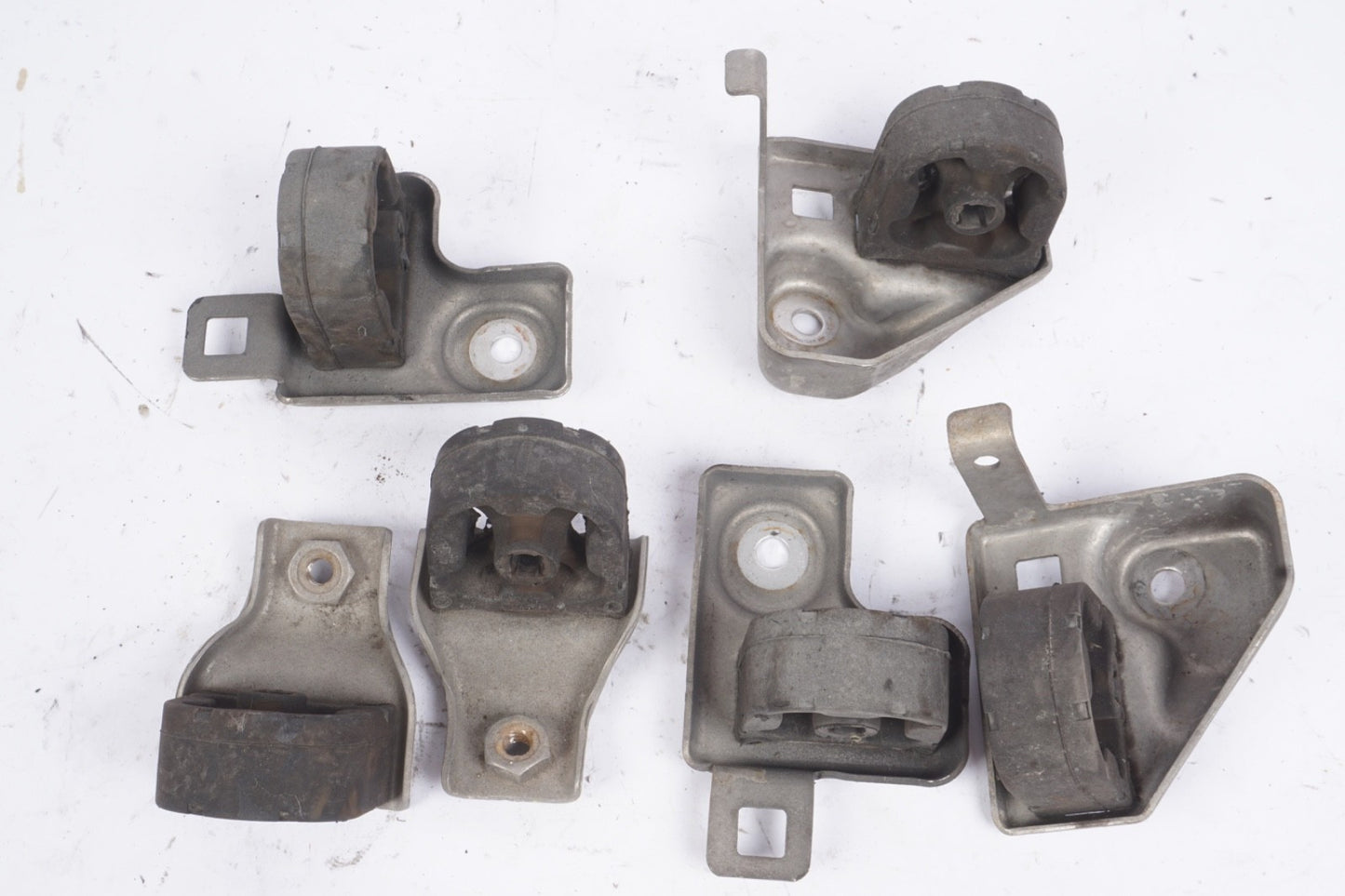 14-20 Maserati Ghibli M157 Exhaust Muffler Resonator Hanger SET OEM