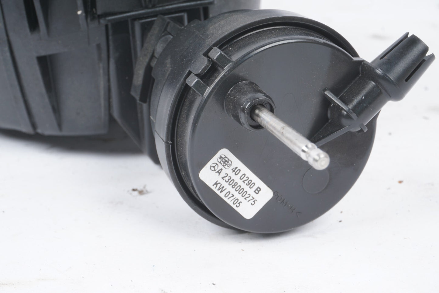 03-12 Mercedes R230 SL500 SL550 Gas Fuel Tank Filler Door  OEM