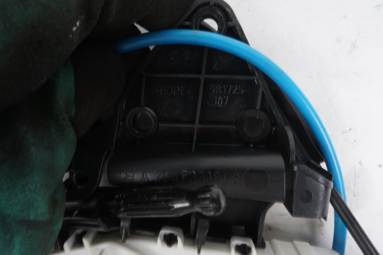 2008 - 2014 Mercedes C300 C350 C63 Rear Right Side Door Lock Latch Actuator OEM