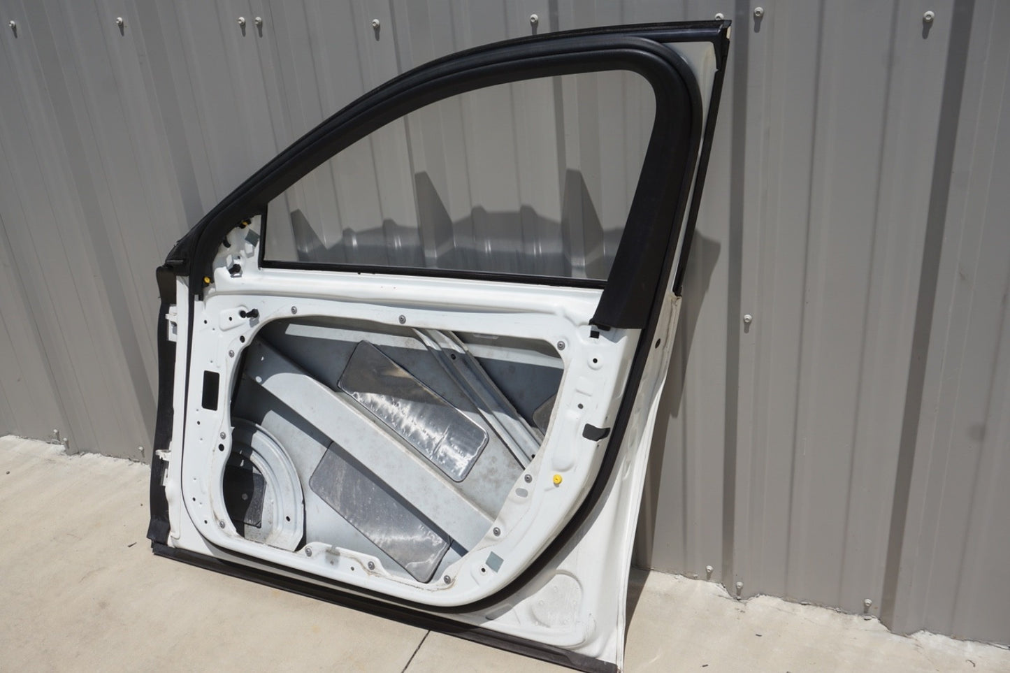 2014 - 2020 Mercedes W222 S600 S560 S550 Front Right Passenger Door Shell OEM