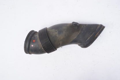 2011 2012 AUDI A8 4.2l Right Engine AIR Intake Duct Hose 4H0129510C  OEM
