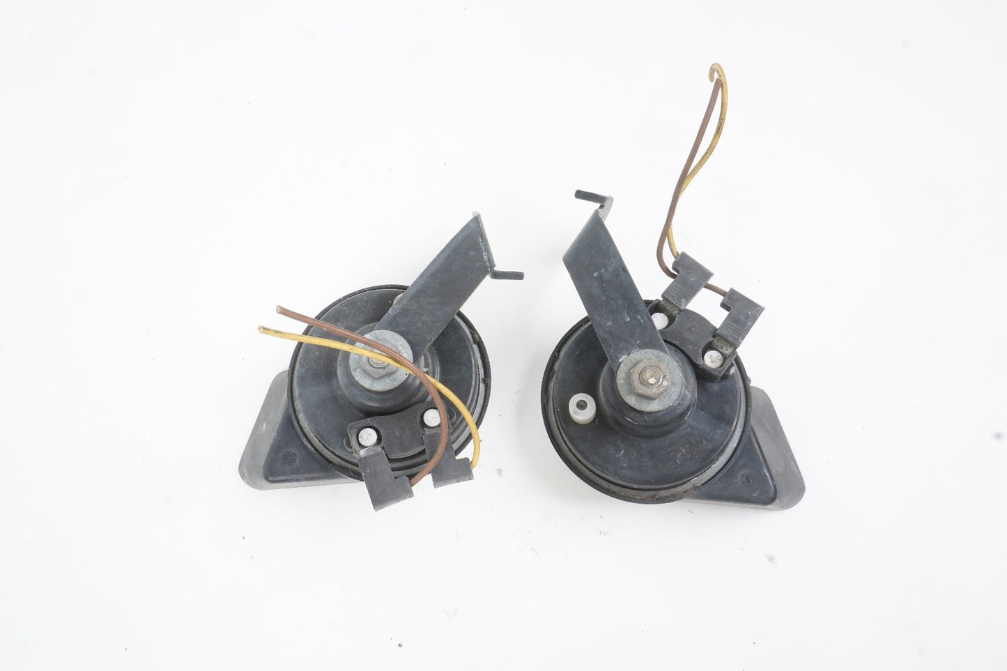 2007 - 2014 Mercedes W221 S550 CL550 Horn Pair High and Low Tone OEM